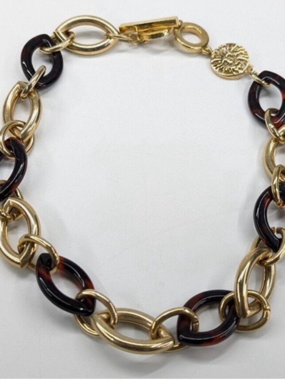 ANNE KLEIN TORTOISE AND GOLD LINK NECKLACE WITH EARRINGS
